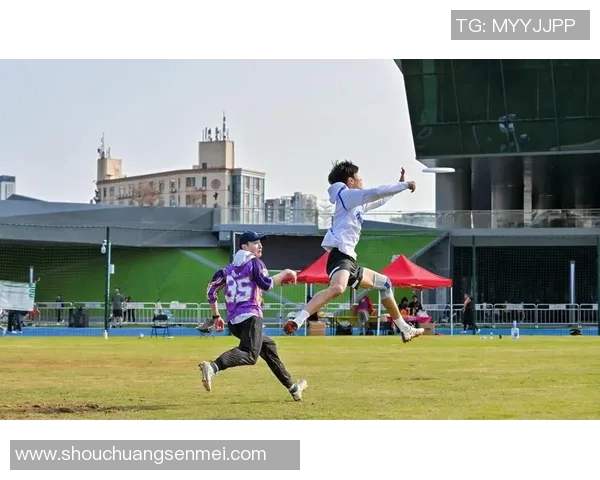 南京飞盘队与深圳飞盘队赛后分析力量对比与战术探讨 南京飞盘队与深圳飞盘队赛后分析力量对比与战术探讨